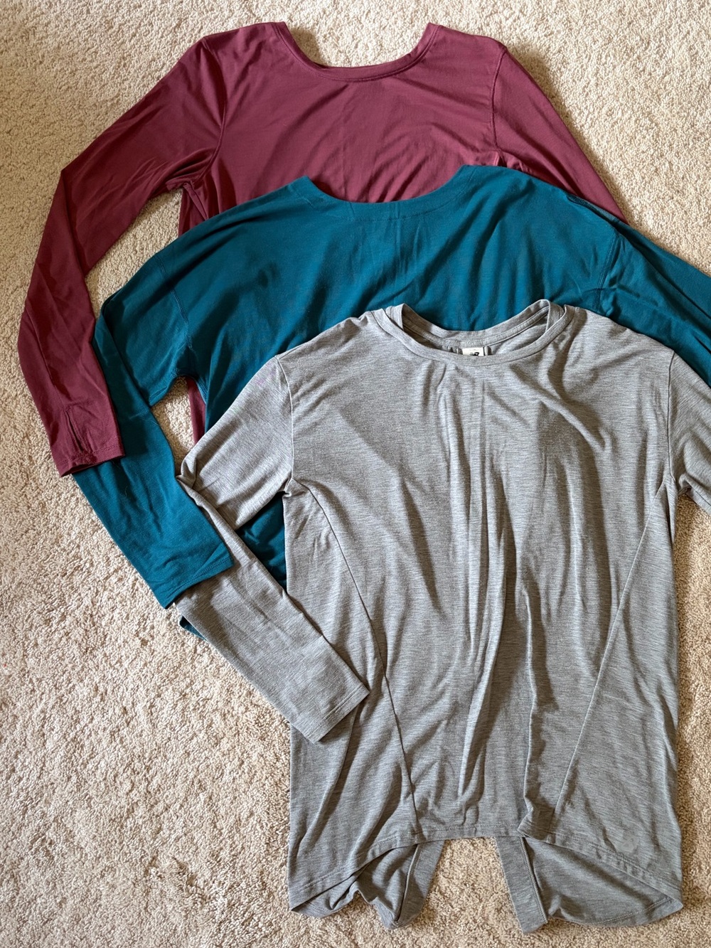 Long Sleeve Crewneck Tops Lot